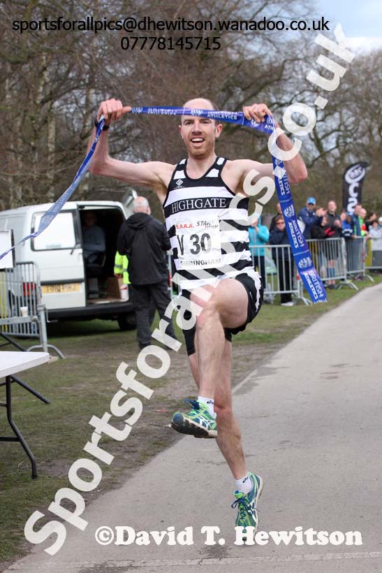 Senior mens English National 12 Stage Road Relay, 2016 English National 12 and 6 Stage Road Relays, Sutton Coldfield, Birmingham. Photo: David T. Hewitson/Sports for All Pics